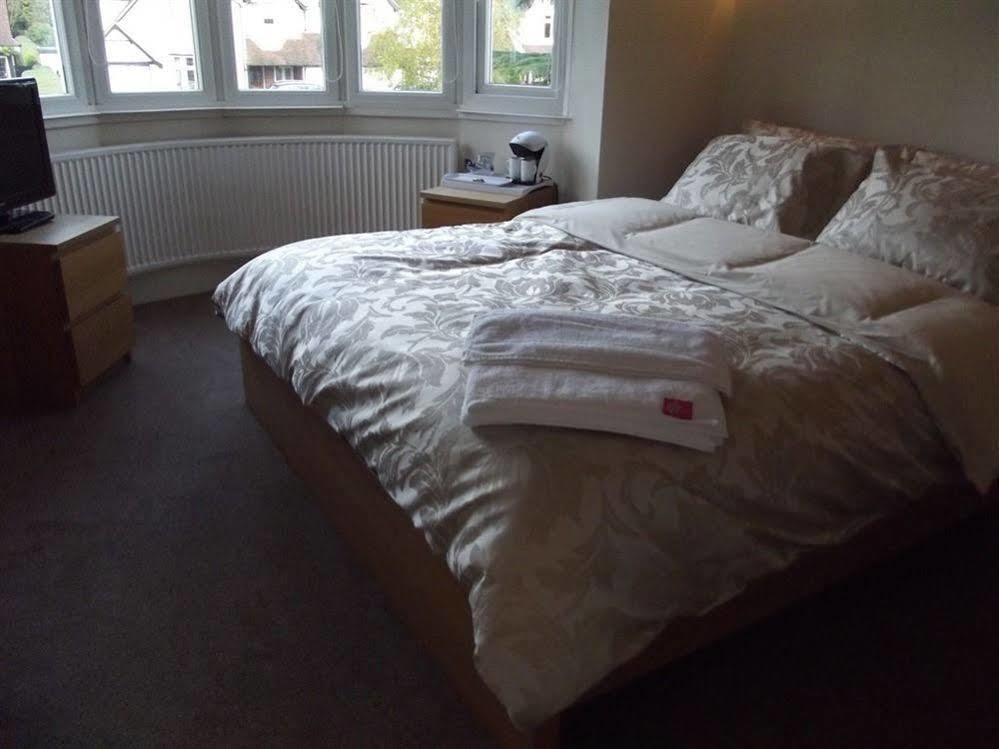 סוליהול Broad Oaks B&B מראה חיצוני תמונה